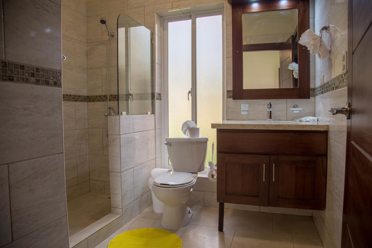 Bathroom 5, Villa Mango, Sosua