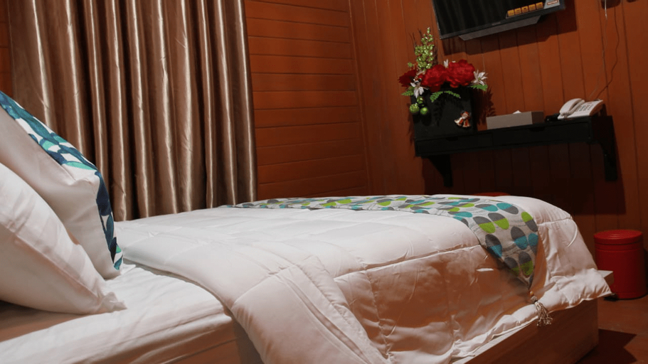 Bedroom 16