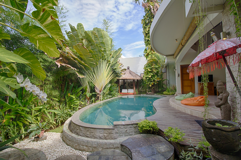 Swimming Pool 6