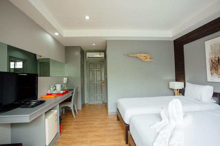 Bedroom 28