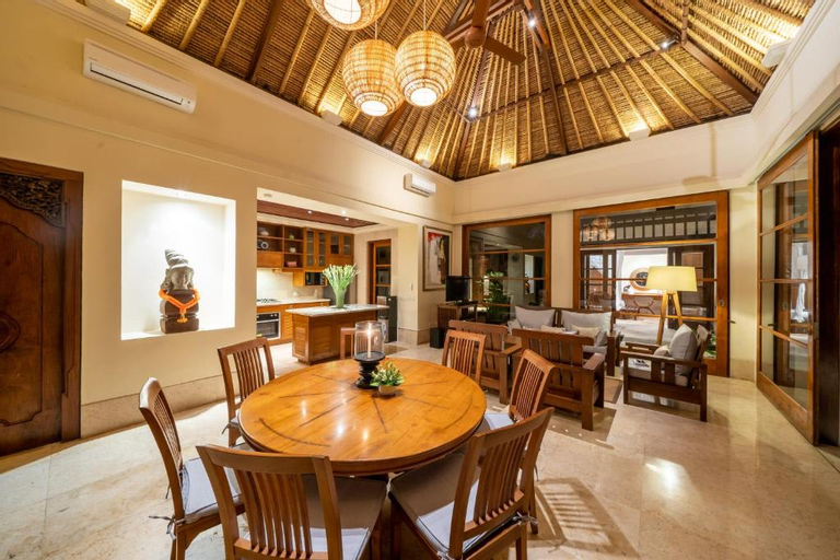 Dining Room 4