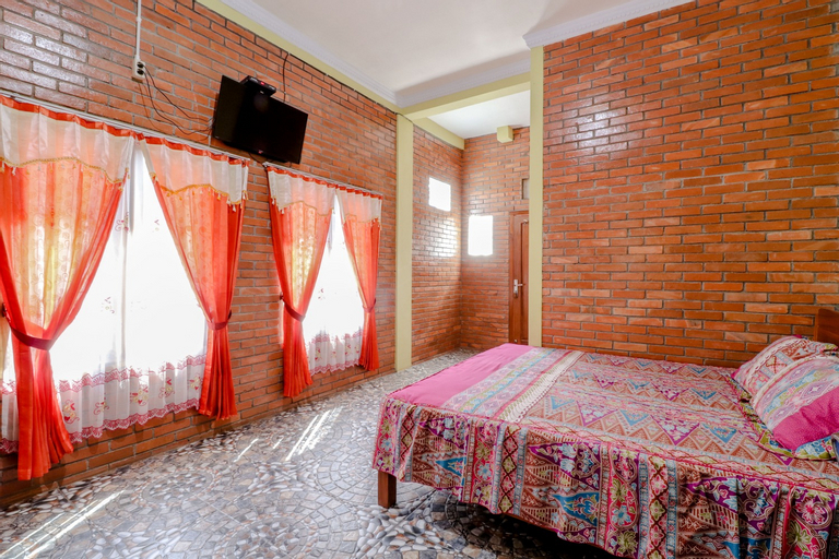Bedroom 18