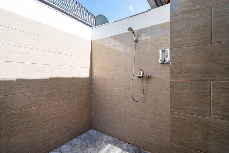Bathroom 5
