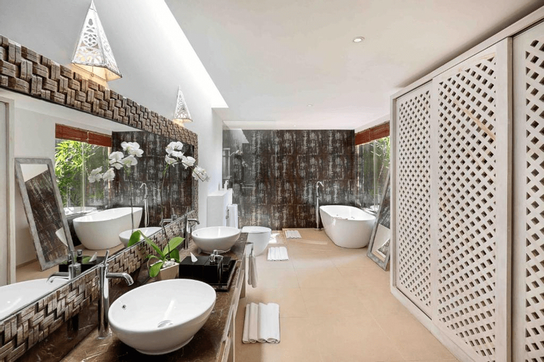 Bathroom 22