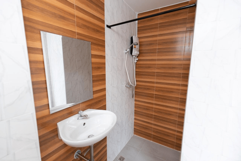 Bathroom 3