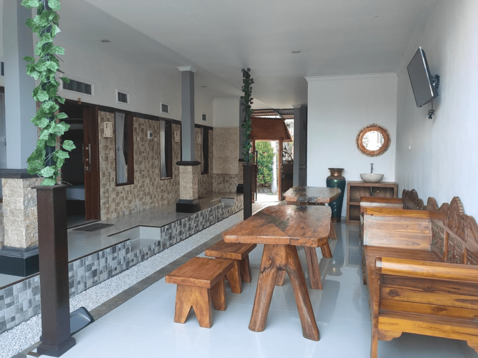 Dining Room 2