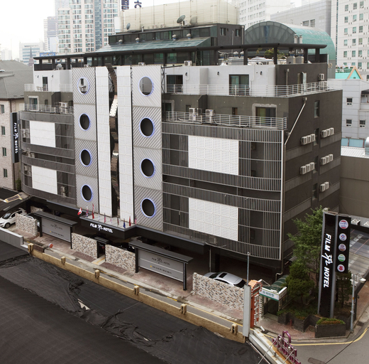 Film 37.2 Hotel, Gwang-jin