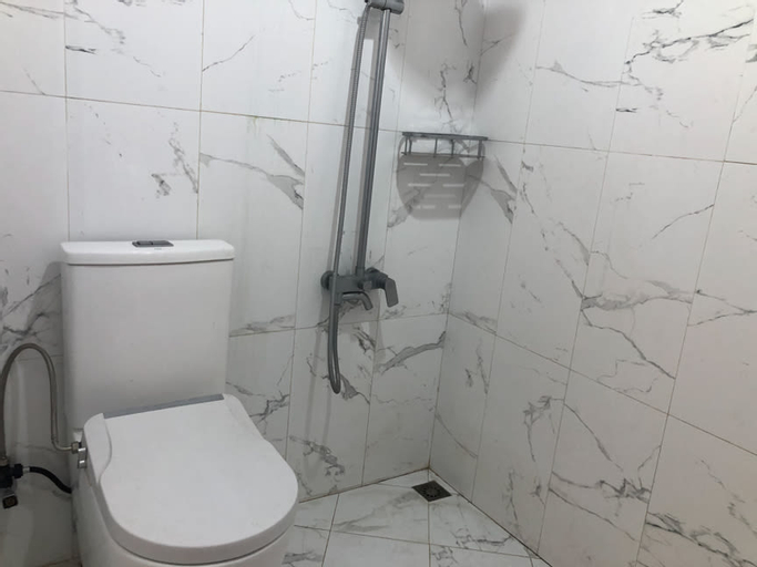 Bathroom 4