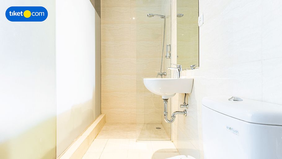 Bathroom 9