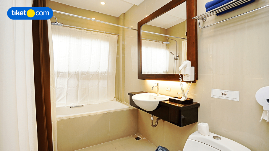 Bathroom 5, Sari Villa Sanur Beach, Denpasar