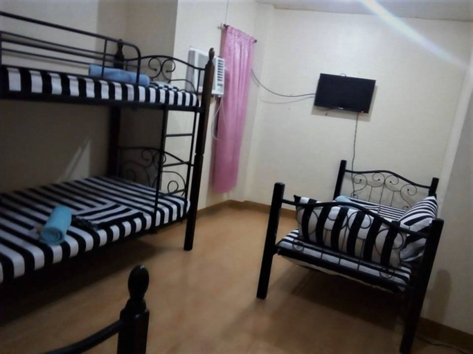 Bedroom 4, Thirdy's Tourist Inn, Legazpi City