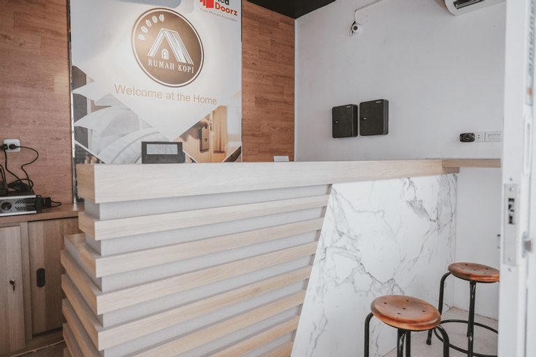 RedDoorz Plus Syariah near Universitas Lampung, Bandar Lampung