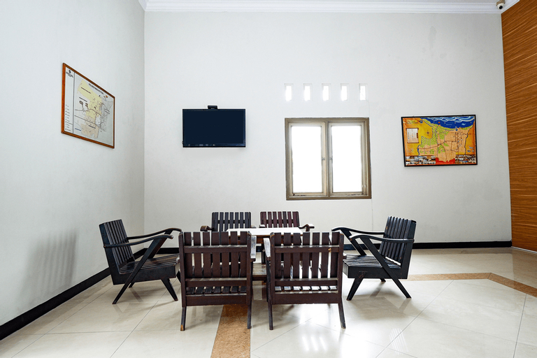 OYO 2436 Hotel Kencana, Tegal