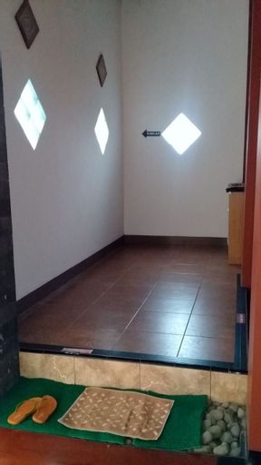 Hotel Tiger, Sleman