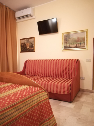 Public Area 2, Hotel Primavera, Verona