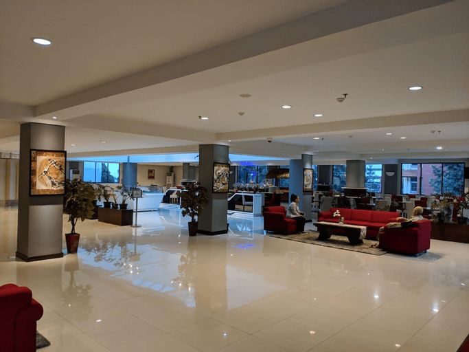The Ammeerra, Bandung