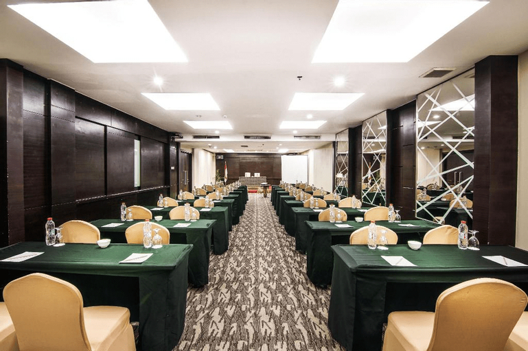 Food & Drinks 2, Swiss-Belinn Baloi Batam, Batam