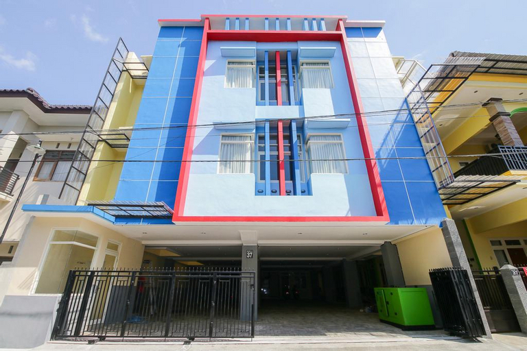 BASUDIRA Homestay Malang, Malang