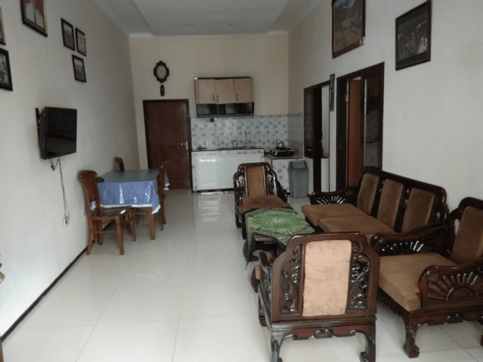 Villa 3 Saudara, Malang