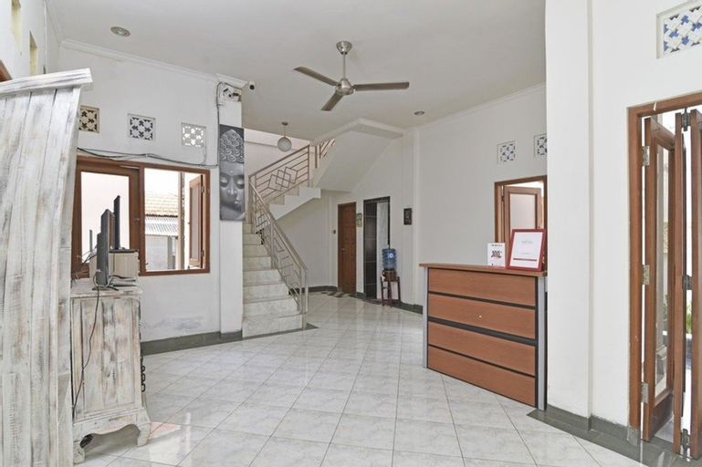 Public Area 9