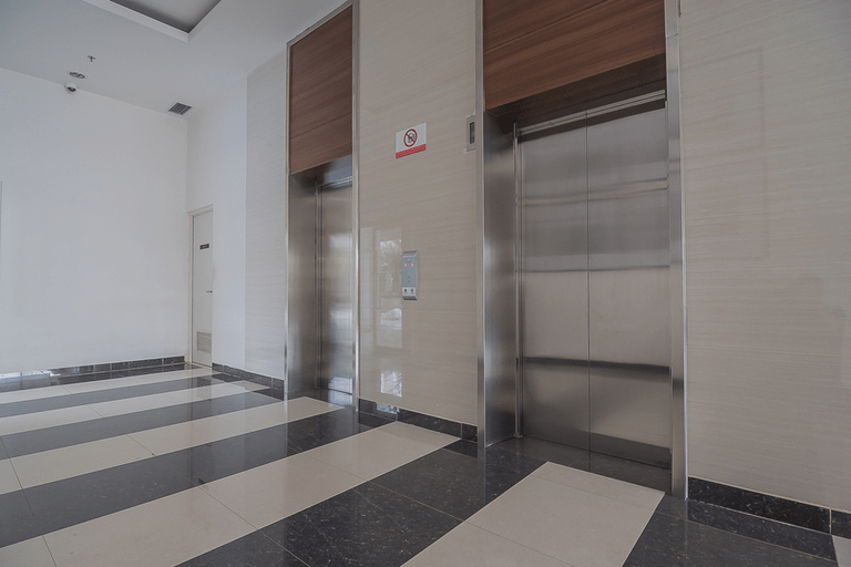Public Area 3, RedDoorz Apartment @ Sentul Tower, Bogor