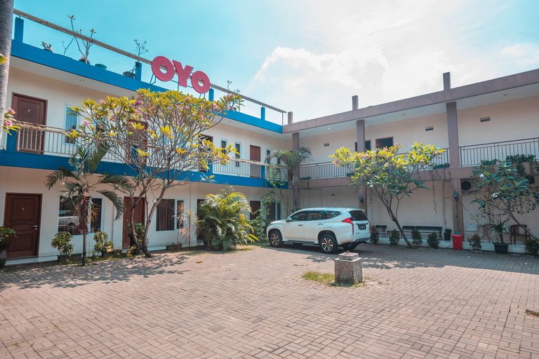 OYO 665 Namora Residence Near Olahraga Nasional Hospital, East Jakarta