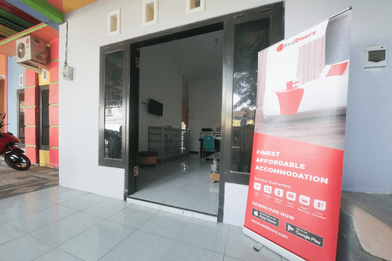 Public Area, RedDoorz Syariah near Mall Roxy Banyuwangi 2, Banyuwangi