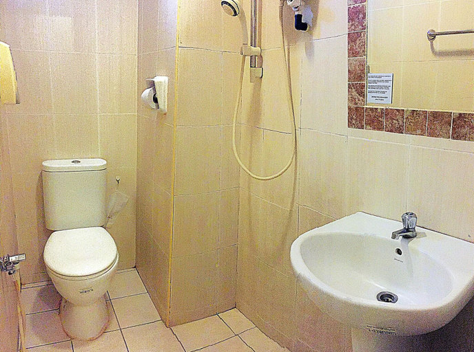Bathroom 5, Sun Inns Rest House Kuantan, Kuantan