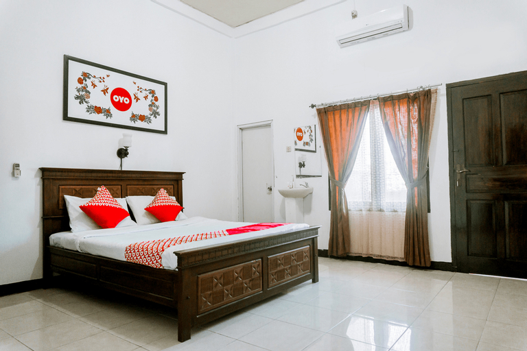 OYO 1069 Hotel New Rajawali, Pacitan