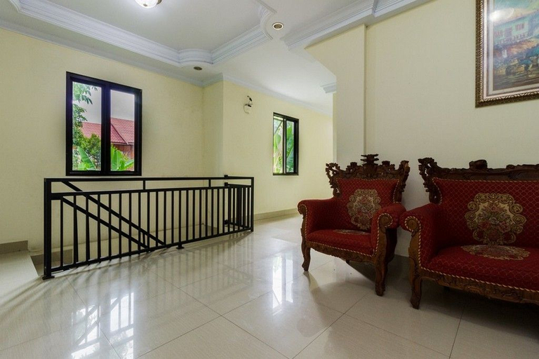 Public Area 5, RedDoorz @ Malalayang 2 Manado, Manado