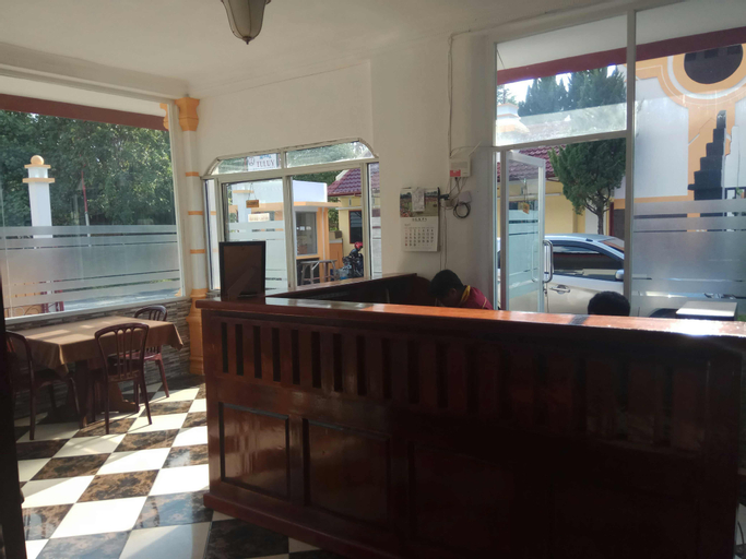 Public Area 8