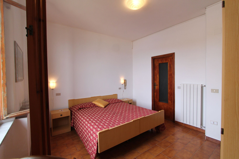 Bedroom 2, Hotel La Marinella, Livorno