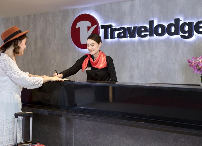 Travelodge Sukhumvit 11, Wattana
