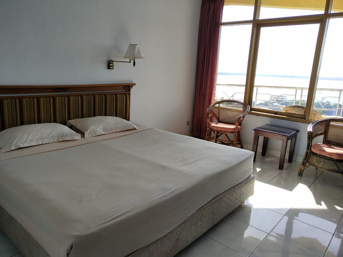 Bedroom 4, Bukit Kenari Hotel & Restaurant, Parepare