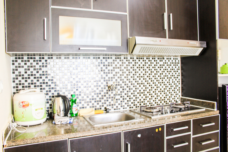 Strategic and Comfy 2BR City Home MOI Apartment By Travelio, North Jakarta