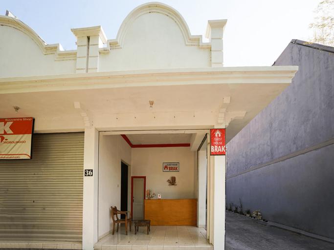 OYO 1482 Brak Guest House, Probolinggo