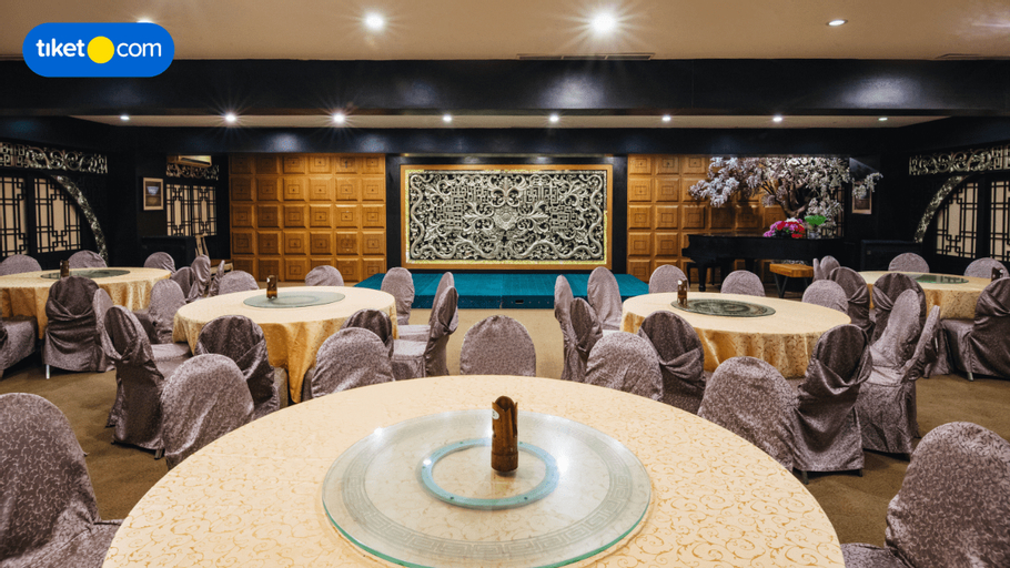 Food & Drinks 2, Garden Palace Hotel Surabaya Powered by Archipelago, Surabaya