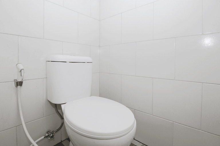 Kamar Keluarga Pinangsia, West Jakarta