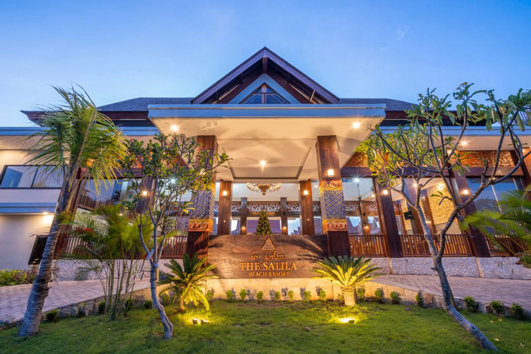 Exterior & Views 21