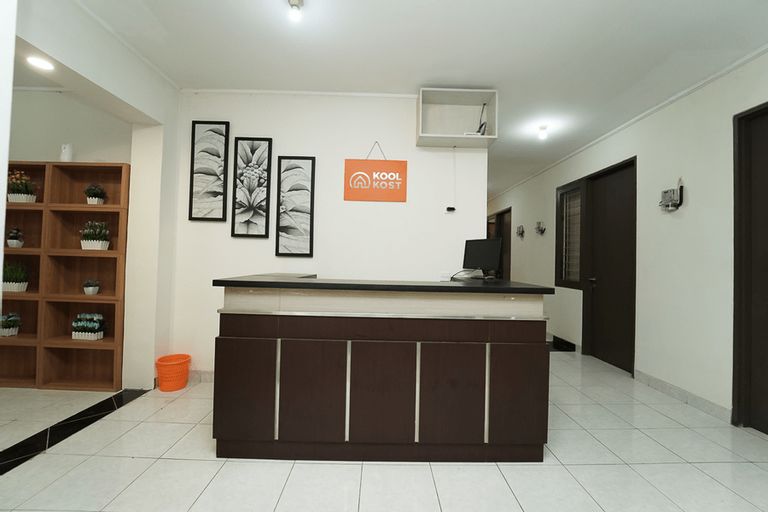 KoolKost near Universitas Prasetiya Mulya, Tangerang Selatan