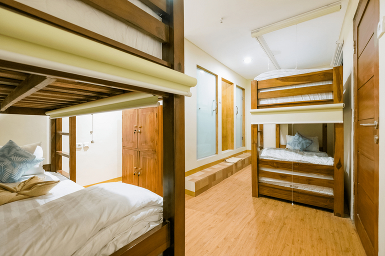 Bedroom 4, Caroline Hostel, Badung