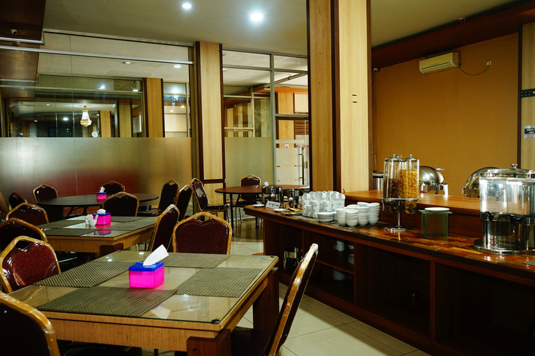 Food & Drinks 4, OYO 629 Grand Vella Hotel, Central Bangka