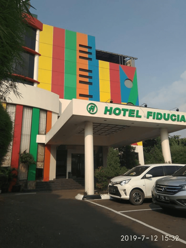 Fiducia Serpong, Tangerang