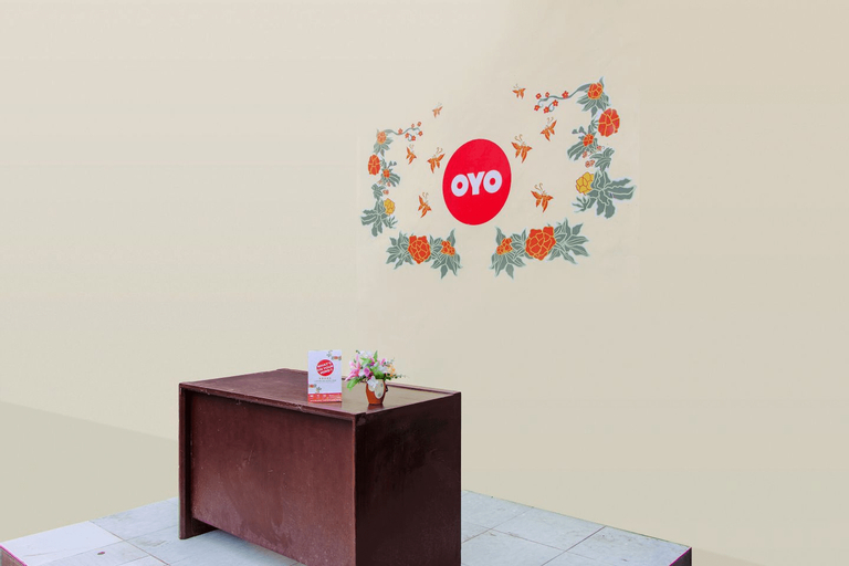Public Area 3, OYO 1643 Grand Monica, Sleman