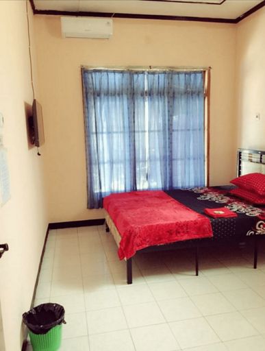 Villa Ungu Karang Hawu, Sukabumi