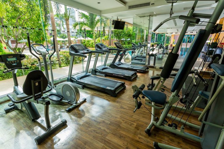 Others 4, Nova Platinum Pattaya, Pattaya