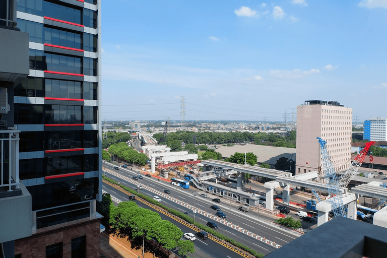 Best Location Studio H Residence Apartment By Travelio, East Jakarta