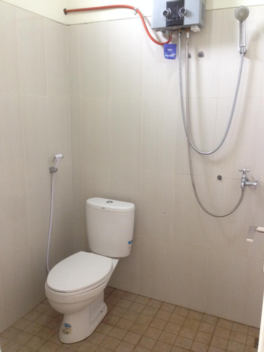 Bathroom 3, Ruma Tamu Belima Guesthouse & Villa, Malang