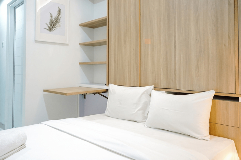Comfortable and Beautiful Studio Apartment @ Springwood Residence By Travelio, Tangerang