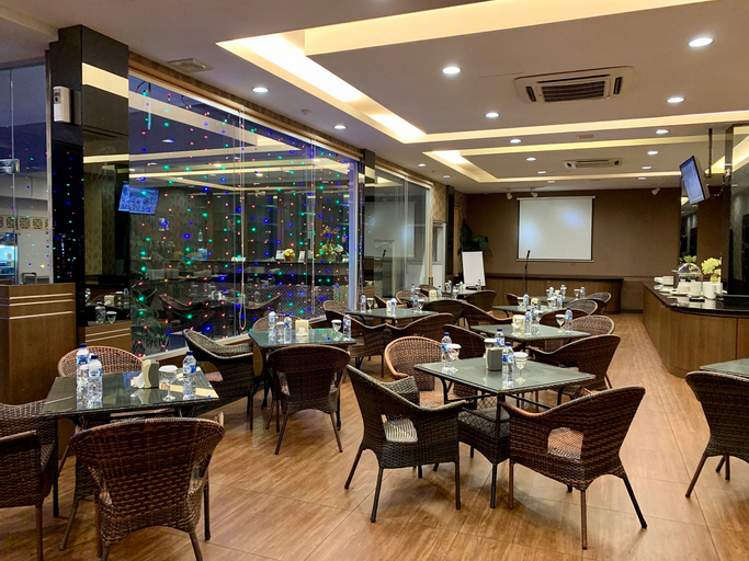 OS Hotel Edukits ( FKA Venesia Hotel ), Batam